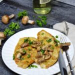 Chicken with Wine Sauce and Mushrooms